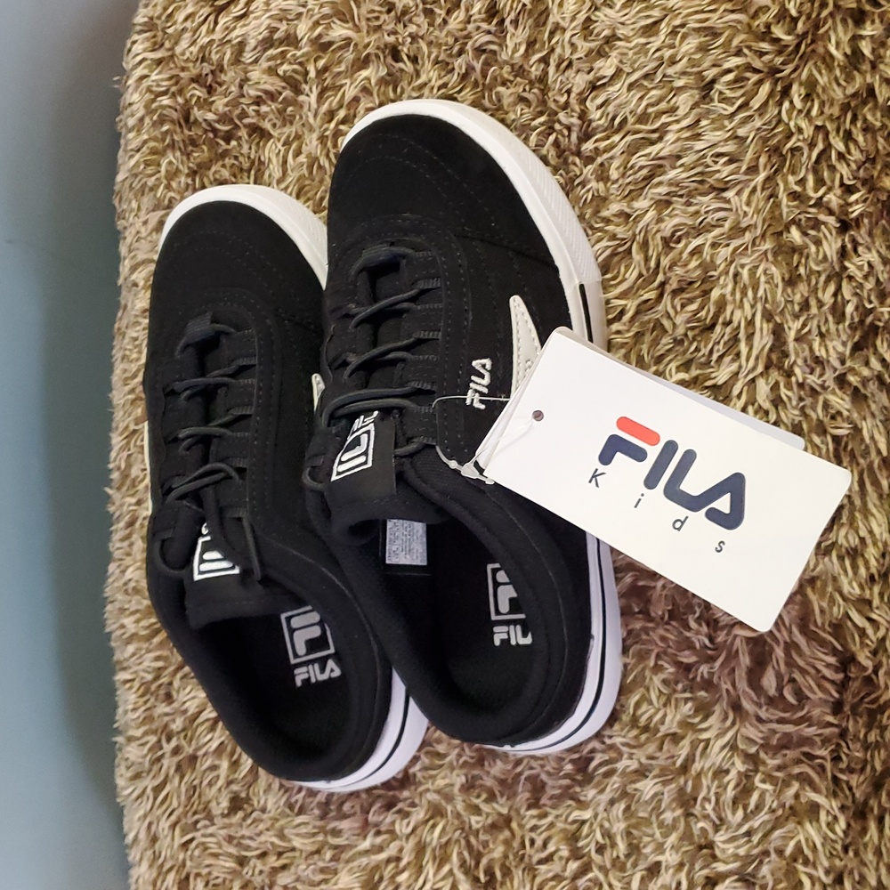Fila sandals new